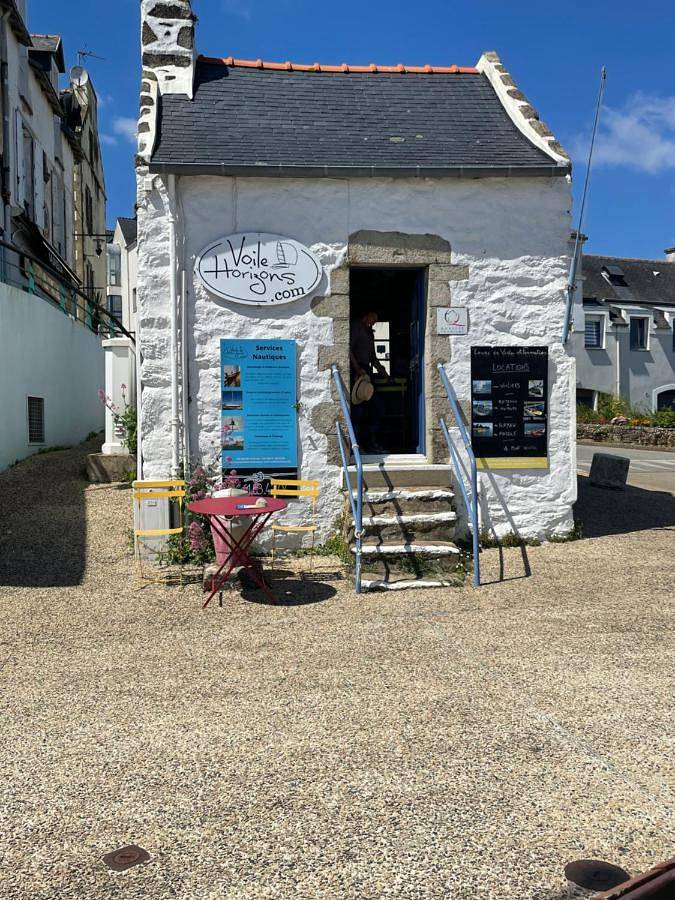 Location de vacances pour 12 personnes, avec jardin et jacuzzi à Poullan-sur-Mer - 2