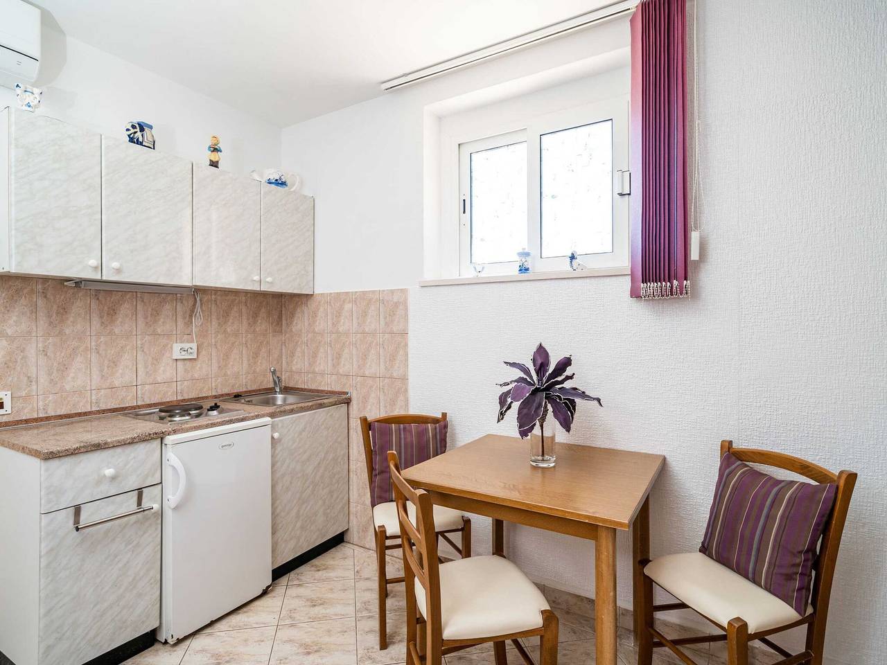 Ganze Wohnung, Apartmentstudio f�r 3 Personen in Lumbarda, Korcula