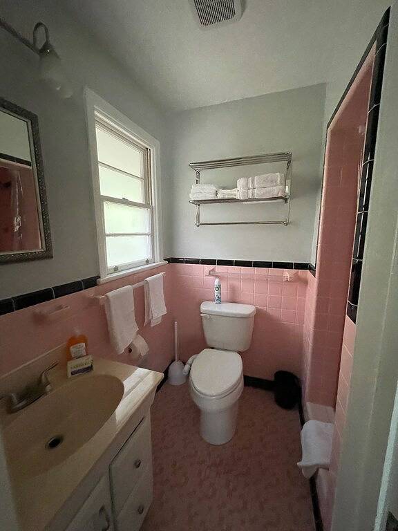 Vacation rental for 10 people, with yard in North Augusta