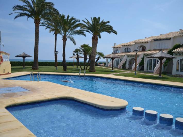 Apartamento de vacaciones para 5 personas, con jardín además de piscina y piscina para niños - 1