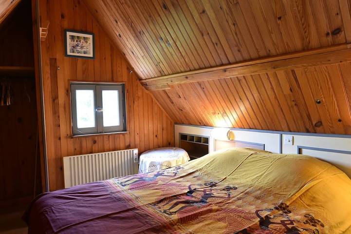 Location de vacances pour 2 personnes, avec piscine et jardin, animaux acceptés dans Bures Les Monts - 2