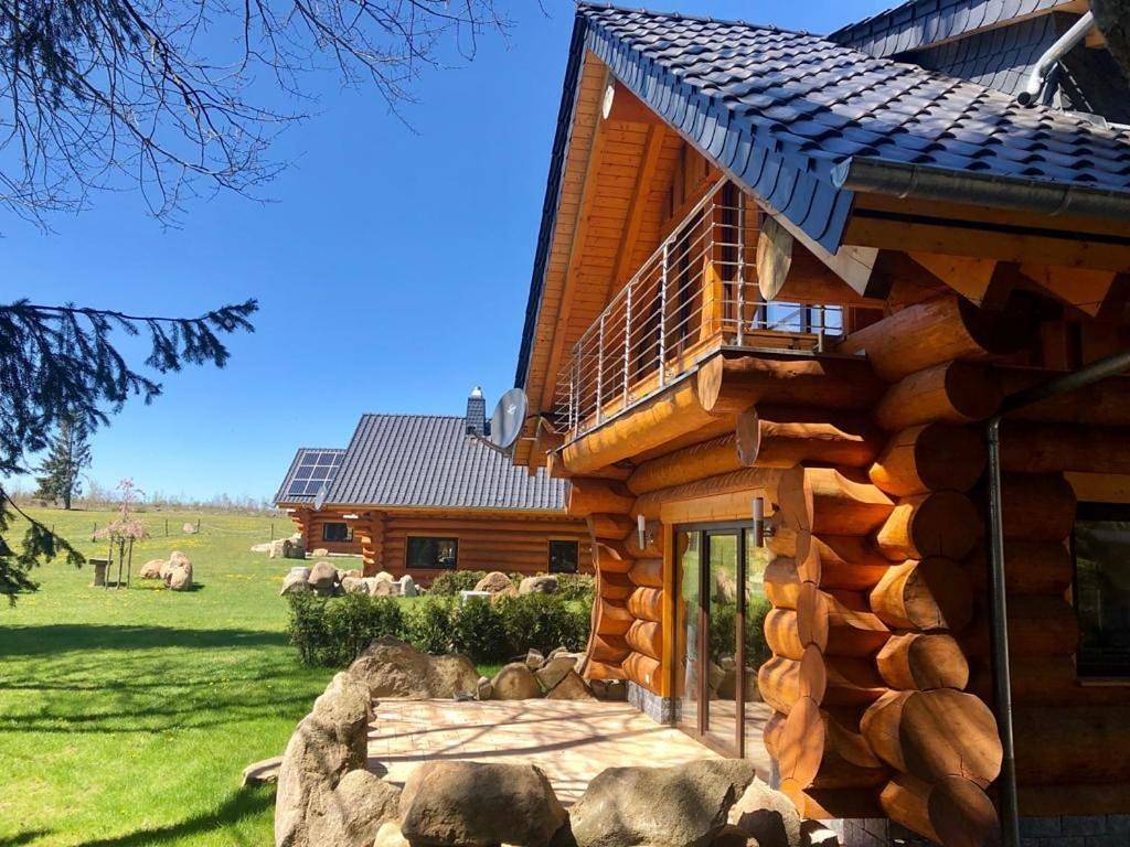 Ganze Wohnung, Naturstammhaus und Appartements Zum Brockenbaecker in Tanne, Harzvorland