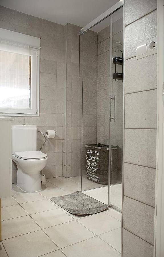 Casa rural para 5 personas, con Terraza y Jardín además de Piscina y Vistas en Compludo - 4