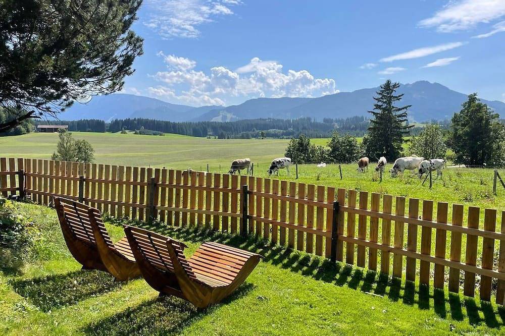 Ganze Wohnung, Alpen Panoramahof - Ferienwohnung, 2 Schlafzimmer, Bad + Dusche/Wc in Nesselwang, Bayerisch Schwaben