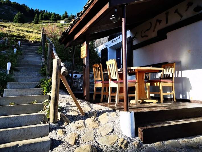 Ferienwohnung für 7 Personen, mit Balkon und Terrasse sowie Garten in Riederalp