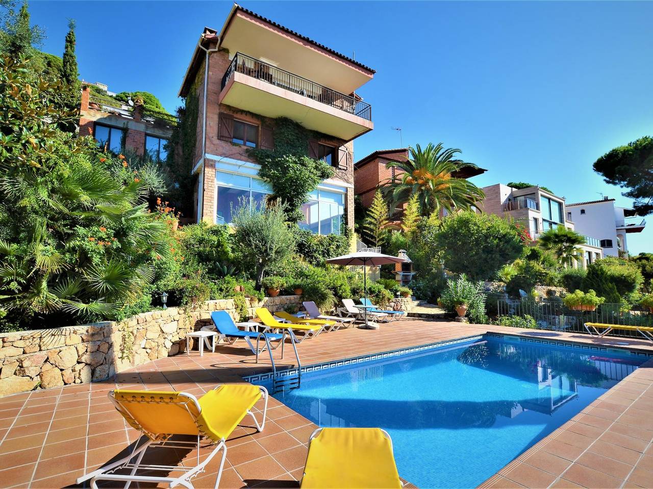 Villa Flores 8 personas con piscina privaday y vistas al mar en Lloret de mar in Roca Grossa, Lloret de Mar