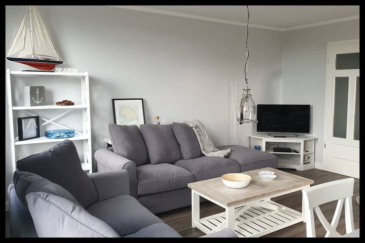 Ferienwohnung für 4 Personen in Lemkenhafen - 2