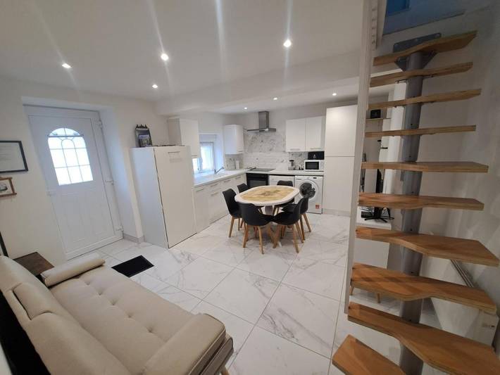 Location de vacances pour 5 personnes, avec vue, animaux acceptés dans La Chapelle-Saint-Martin-en-Plaine