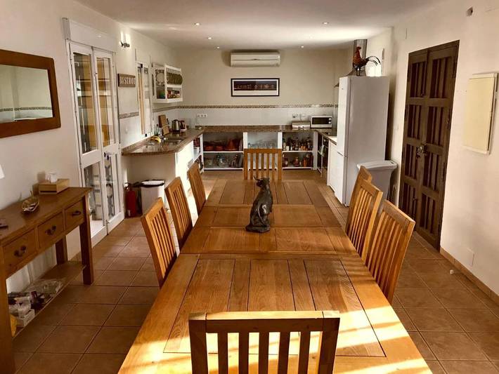 Casa rural para 8 personas, con Terraza además de Jardín y Piscina en La Carlota - 3
