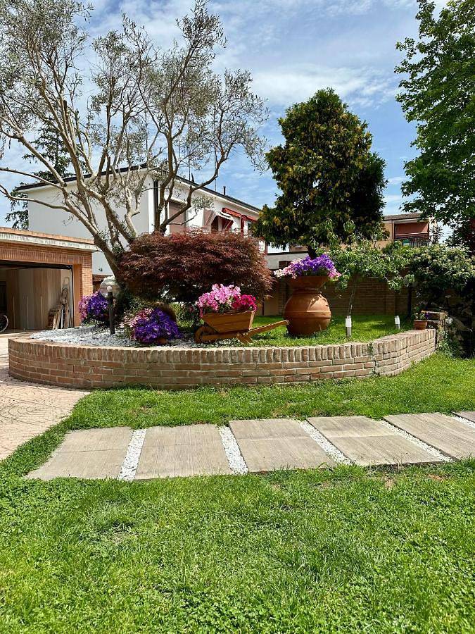 Chambre d’hôte pour 7 personnes, avec jardin à Ferrare - 3