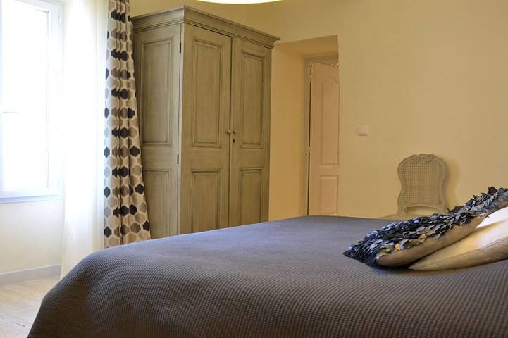 Location de vacances pour 2 personnes, avec sauna et jacuzzi ainsi que piscine et jardin à Saint-Andiol - 3