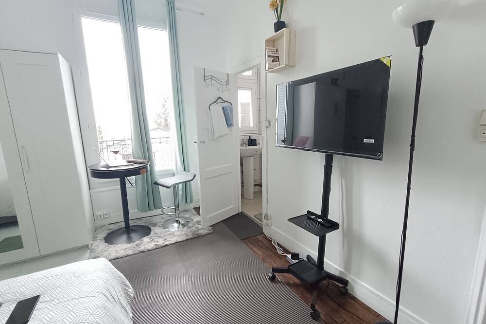 Entire apartment, Cozy Life with Wifi in Colombes in Colombes, Hauts-de-Seine