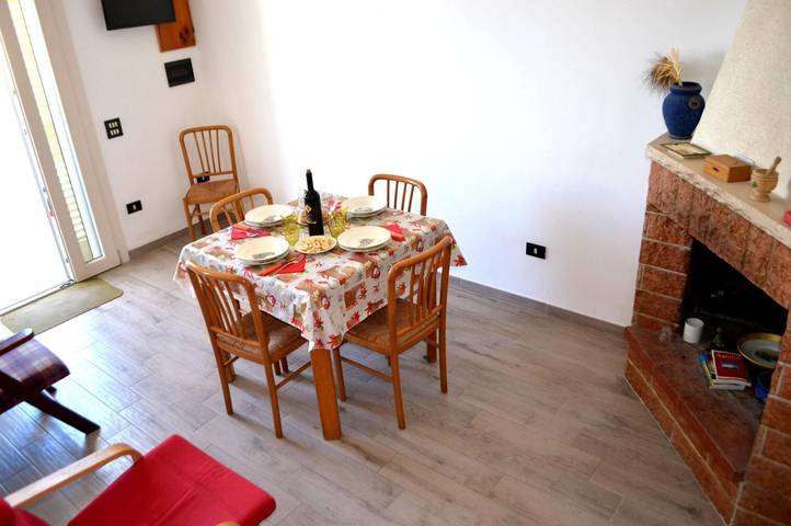 Entire apartment, Ll52 Casa Vacanze Taki Apartment with Balcony and Air Conditioning in Terrazza Io Posso, Melendugno