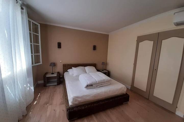 Location de vacances pour 9 personnes, avec piscine à Tosse - 3