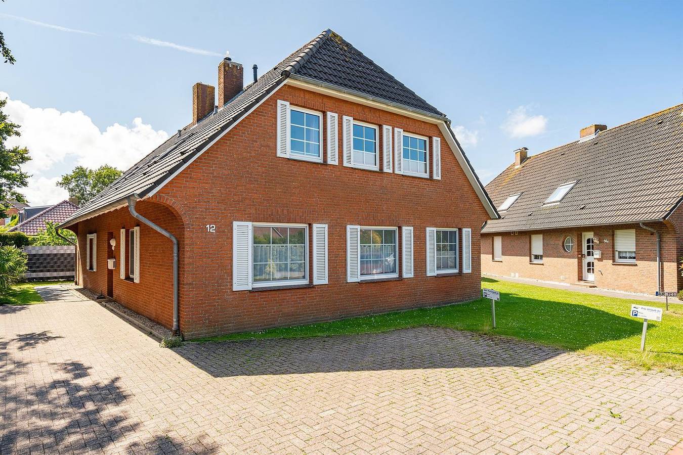 Entire apartment, Gemütliche Ferienwohnung (60qm) für 2 Personen + Hund mit Balkon in Greetsiel, Krummhörn