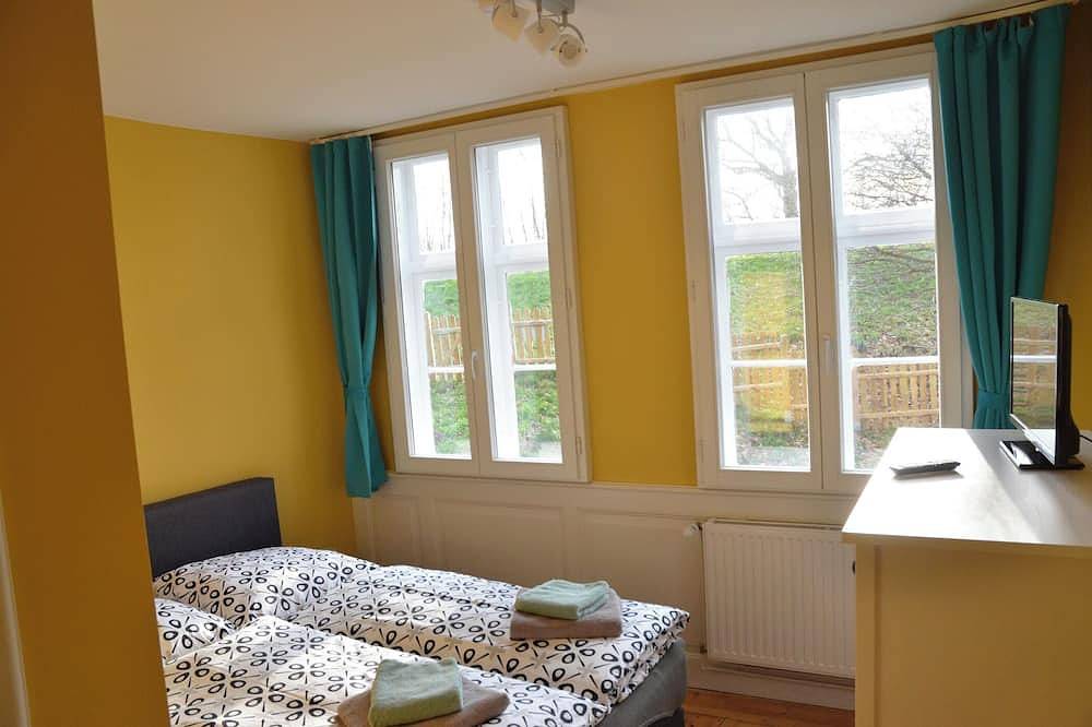 4****Reetdachhaus mit 6 Schlafzimmern, 5 Bäder in Lenzerwische, Prignitz