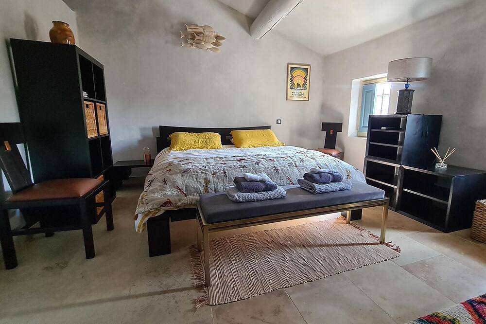 Charming house in the heart of the village in Eygalières, Région d'Arles