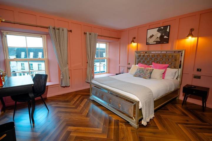 Holiday rental for 2 people in Claremorris
