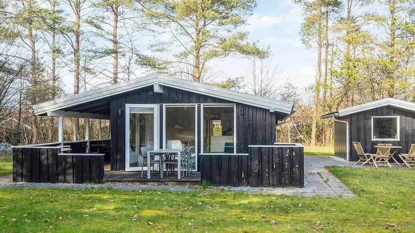 Ferienhaus für 6 Personen, mit Terrasse in Jegum