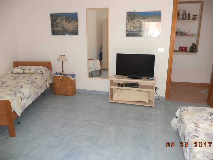 Villa am Meer auf Ventotene mit herrlichem Ausblick, 3 Schlafzimmern und Garten in Ventotene, Latium