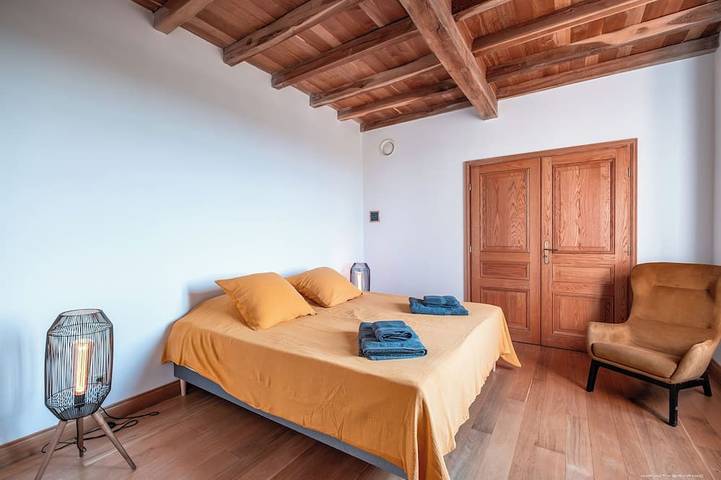 Location de vacances pour 8 personnes, avec Balcon et Jacuzzi ainsi que Jardin et Sauna à Graulhet - 2