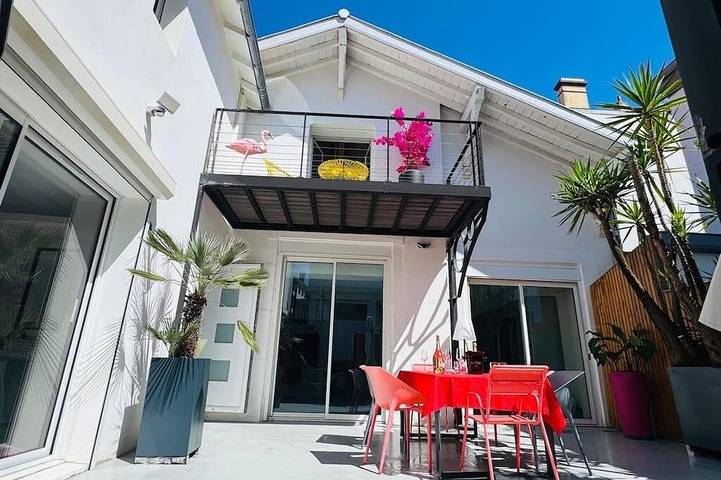 Gîte pour 6 personnes, avec terrasse dans Casino de Biarritz
