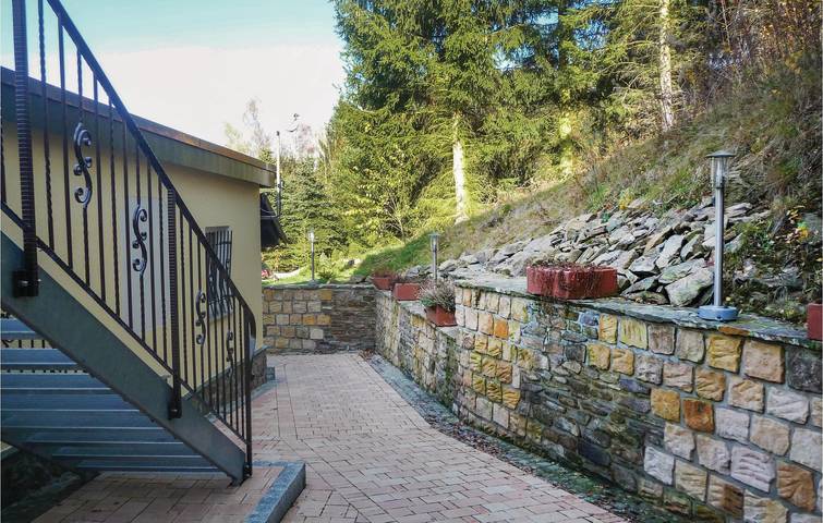 Ganze Ferienwohnung, Rückzugsort am Fluss mit Angeln, Terrasse und Parkplatz - 100m zur Freiberger Mulde in Freiberg, Chemnitz und Umgebung