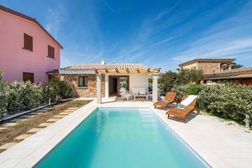 Villa for 6 People in Suaredda-traversa, San Teodoro, Photo 1