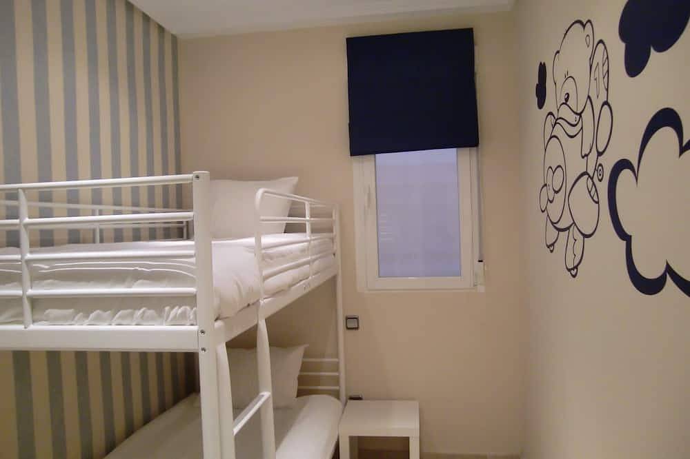 Entire apartment, Delightful Tourist Apartment near the center of Madrid in Tetuán, Madrid