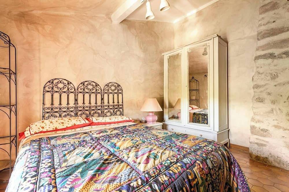 Appartement entier, Magnifique domaine viticole du 18eme siècle. in Brignoles, Région de Brignoles