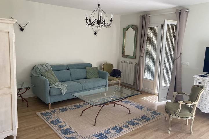 Gîte pour 4 personnes, avec jardin ainsi que balcon et piscine à Mons (Var) - 4