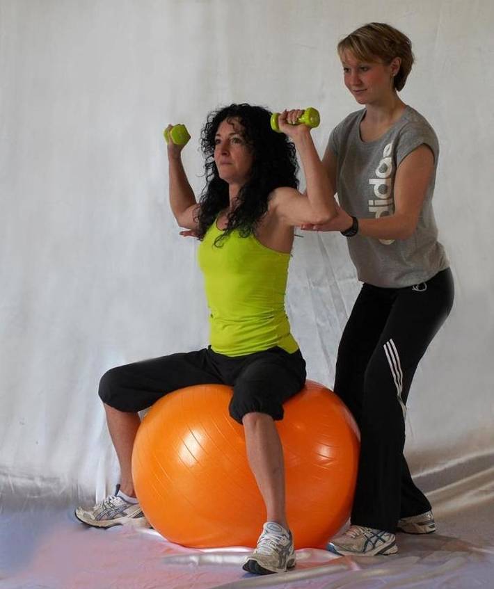 Hôtel pour 4 personnes, avec balcon ainsi que sauna et vue à Tarbes - 4