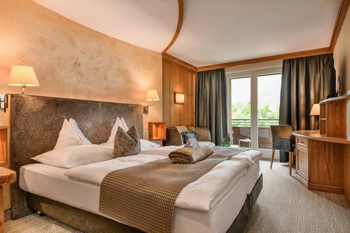 Hotel für 2 Personen, mit Whirlpool und Sauna sowie Garten, kinderfreundlich in Eben am Achensee - 4