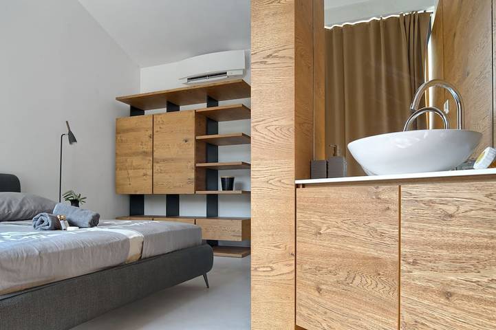 Neue 2017 Luxus Moderne Meerblick Villa Mit Privatem Pool In Klimno ***** in Komoriška, Klimno