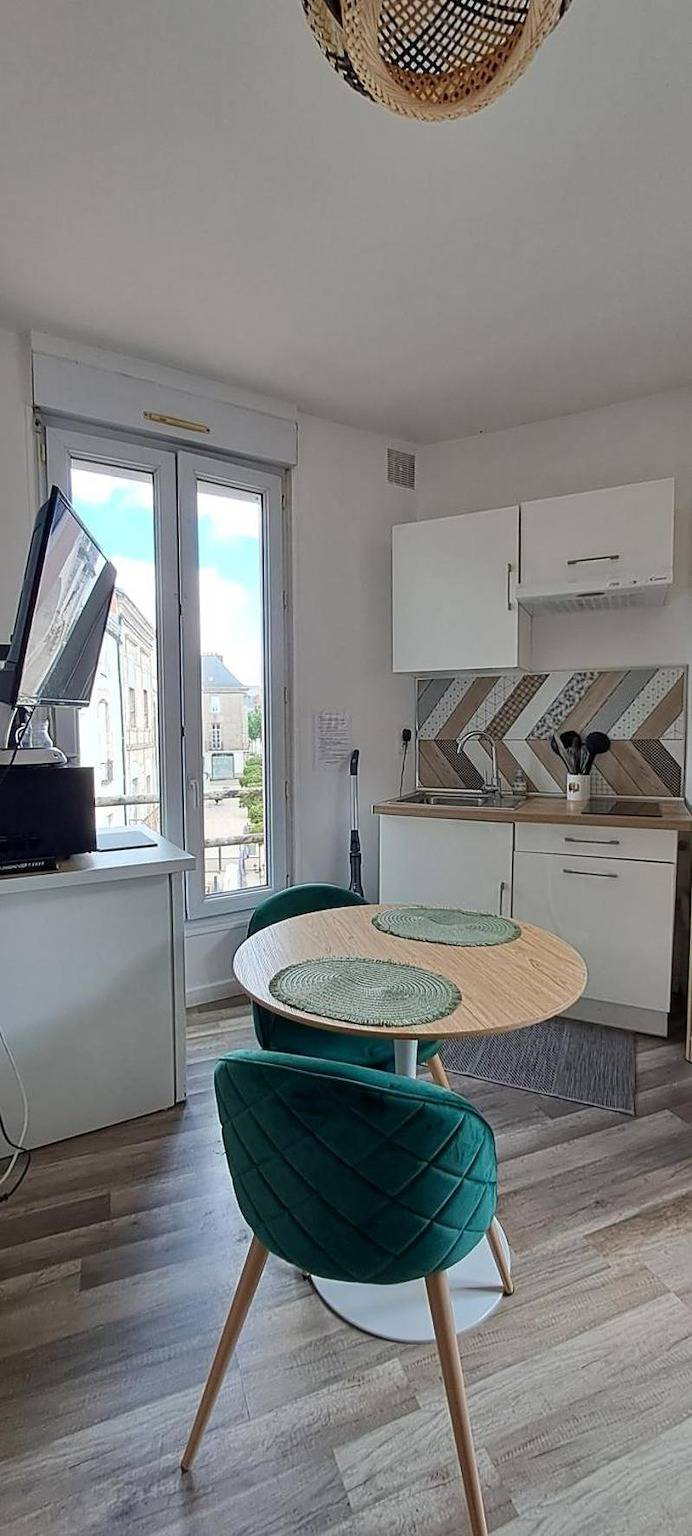 Gîte pour 2 personnes, avec balcon à Cholet - 4