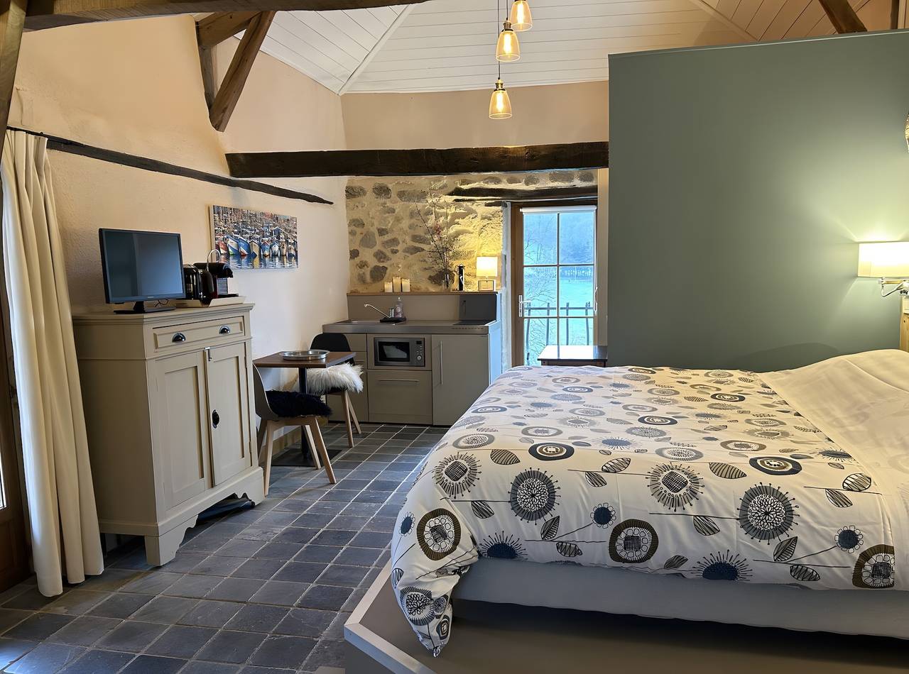 Maison de vacances « Le Pentadou – Gîte Lou Costalou » avec piscine, terrasse privée et Wi-Fi in Felzins, Lot