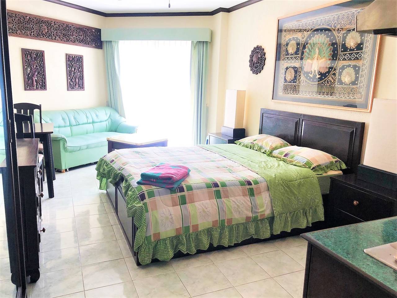 Ganze Ferienwohnung, Meerblick Wohnung Rimhad Eigentumswohnung Pattaya in Pattaya, Chon Buri