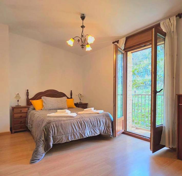 Casa rural para 2 personas, con Balcón y Terraza además de Piscina y Vistas en Cañizares - 3
