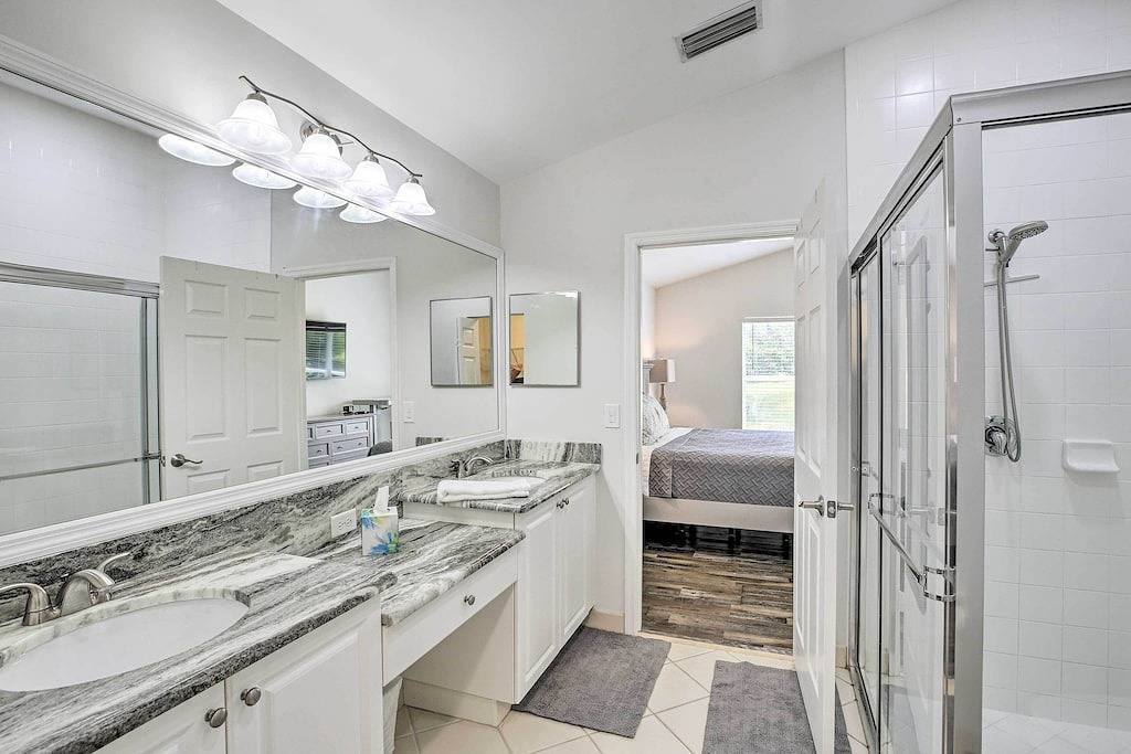 Bright & Airy Fort Myers Home w/ Pool Access! in Fort Myers, Southwest Florida