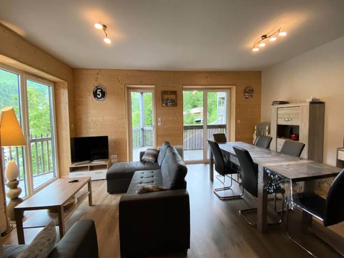 Chalet pour 6 personnes, avec terrasse dans Le Lioran