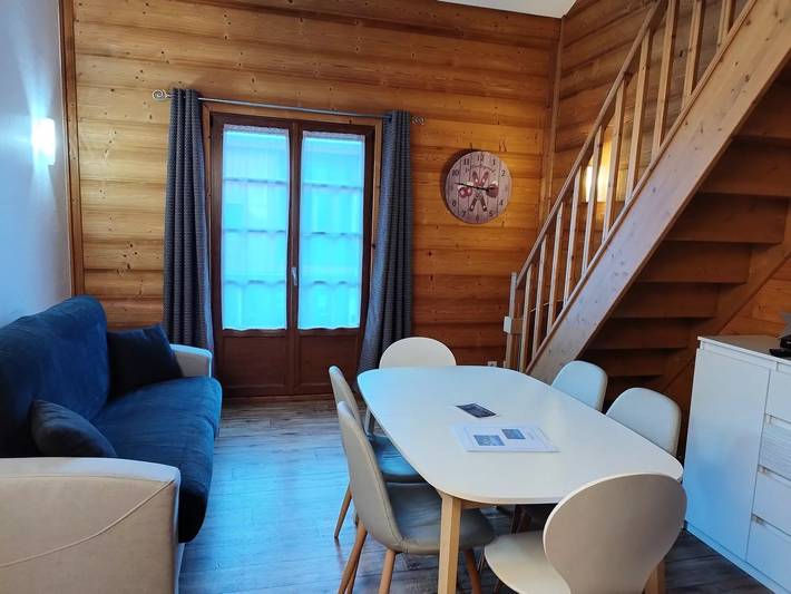 Gîte pour 5 personnes, avec balcon dans Office De Tourisme De Val Cenis Lanslevillard - 3