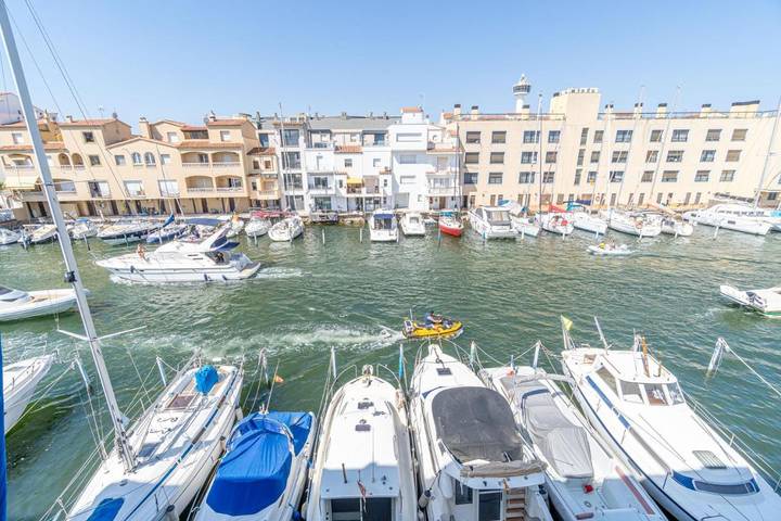 Appartement de vacances pour 2 personnes, avec terrasse, animaux acceptés