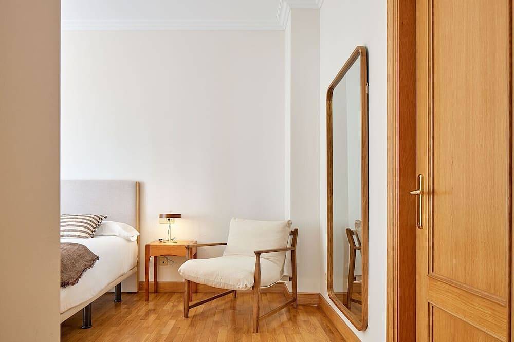 Entire apartment, Always Easy I San Marcial in Playa de la Concha, San Sebastian