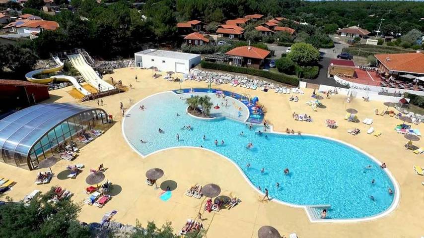 Camping für 8 Personen, mit Kinderpool in Mimizan