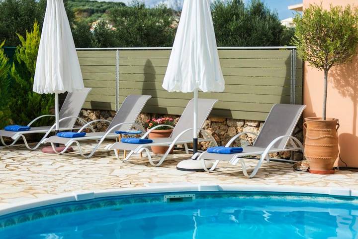 Location de vacances pour 7 personnes, avec jardin ainsi que piscine et vue dans Almirida - 4