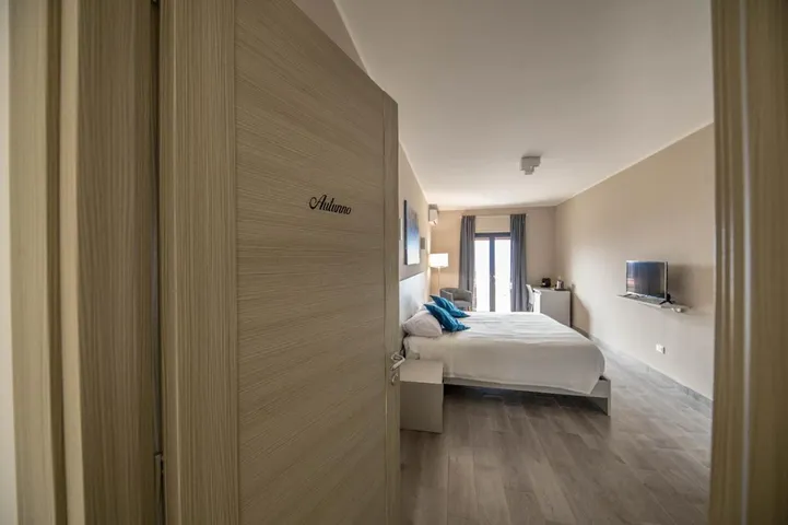 Casa de huéspuedes para 2 personas, con vistas además de jardín y balcón - 1