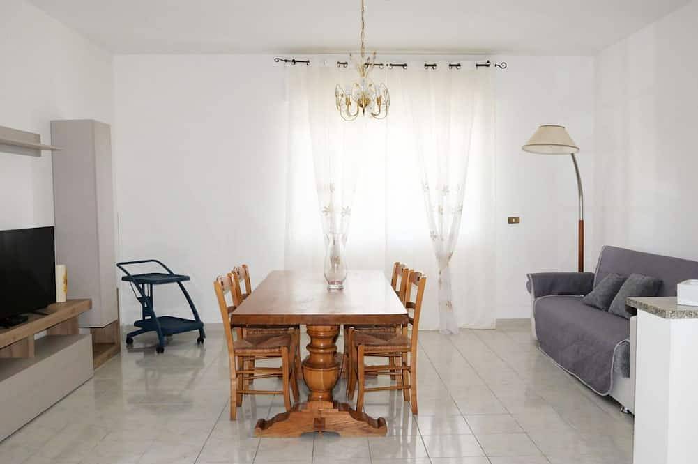 Ganze Wohnung, Chiarini House Three-room apartment in Montesilvano, Adriaküste Abruzzen