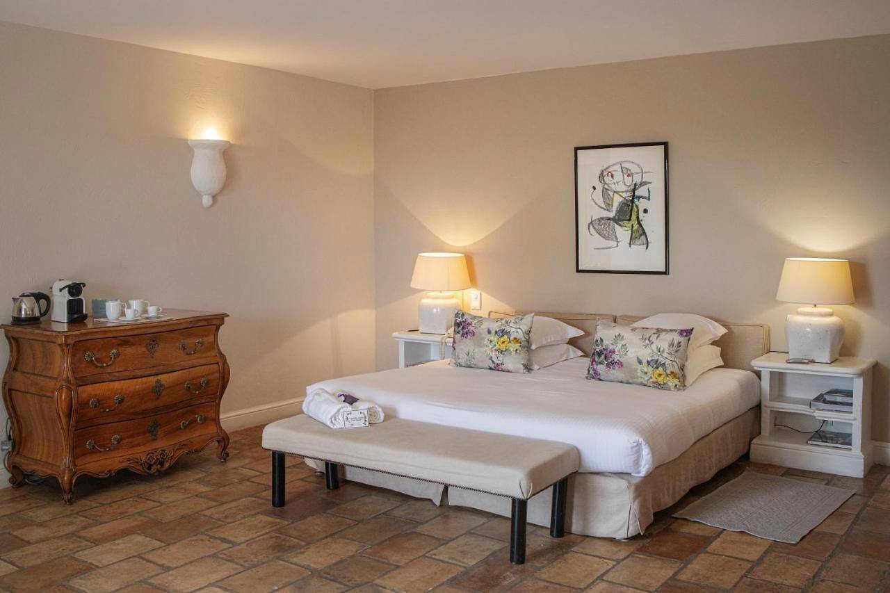 Hôtel & Restaurant Alain Llorca in La Colle-sur-Loup, Côte méditerranéenne (France)