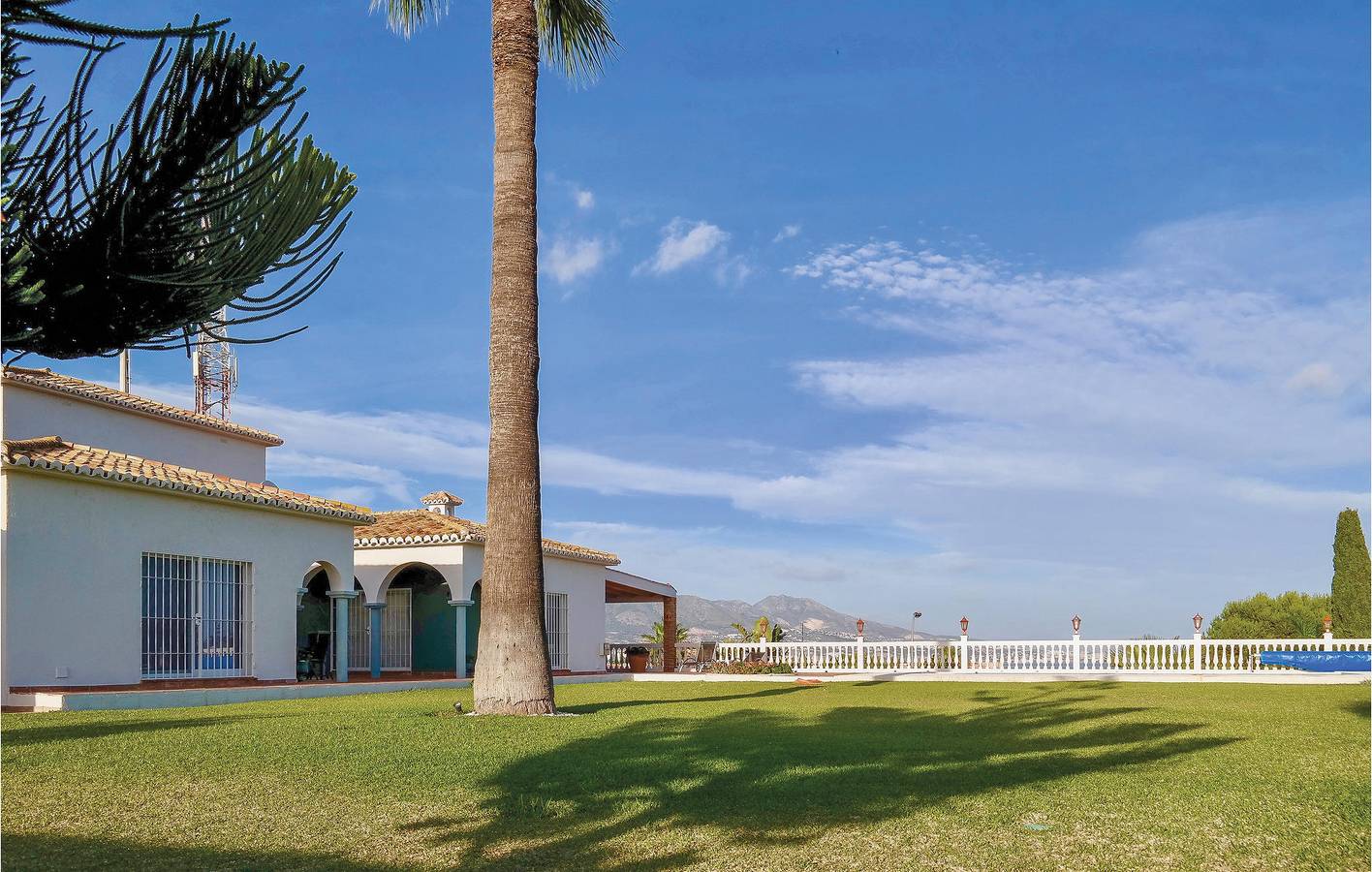 Feriehus for 14 personer med have in Mijas Costa, Mijas