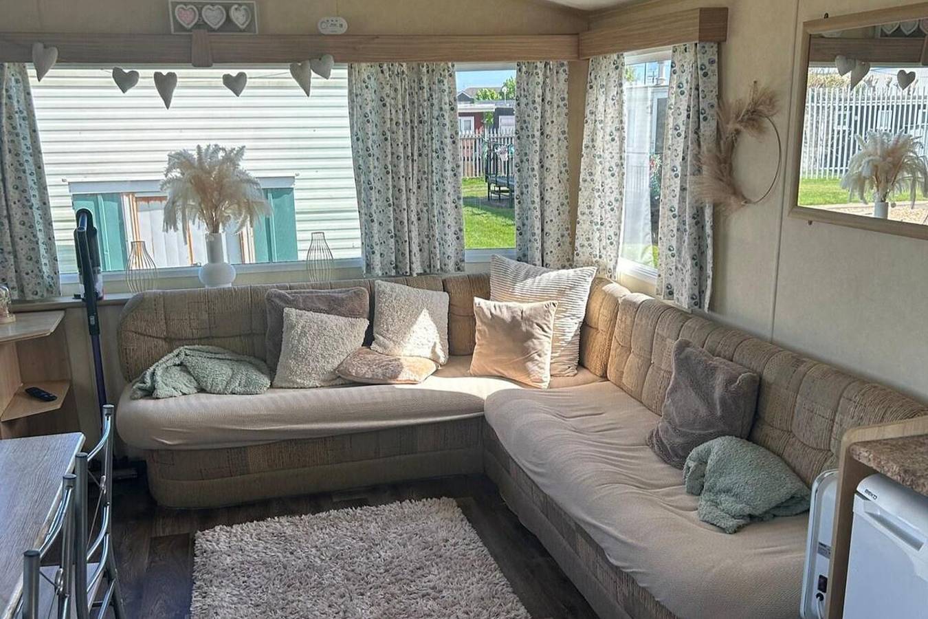 2 Bed - Sleeps 6 - Free Parking - Pets in Chapel St. Leonards, Lincolnshire